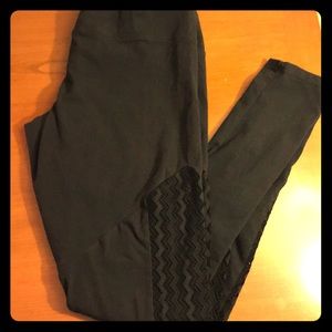 Empyre leggings with lace cutout